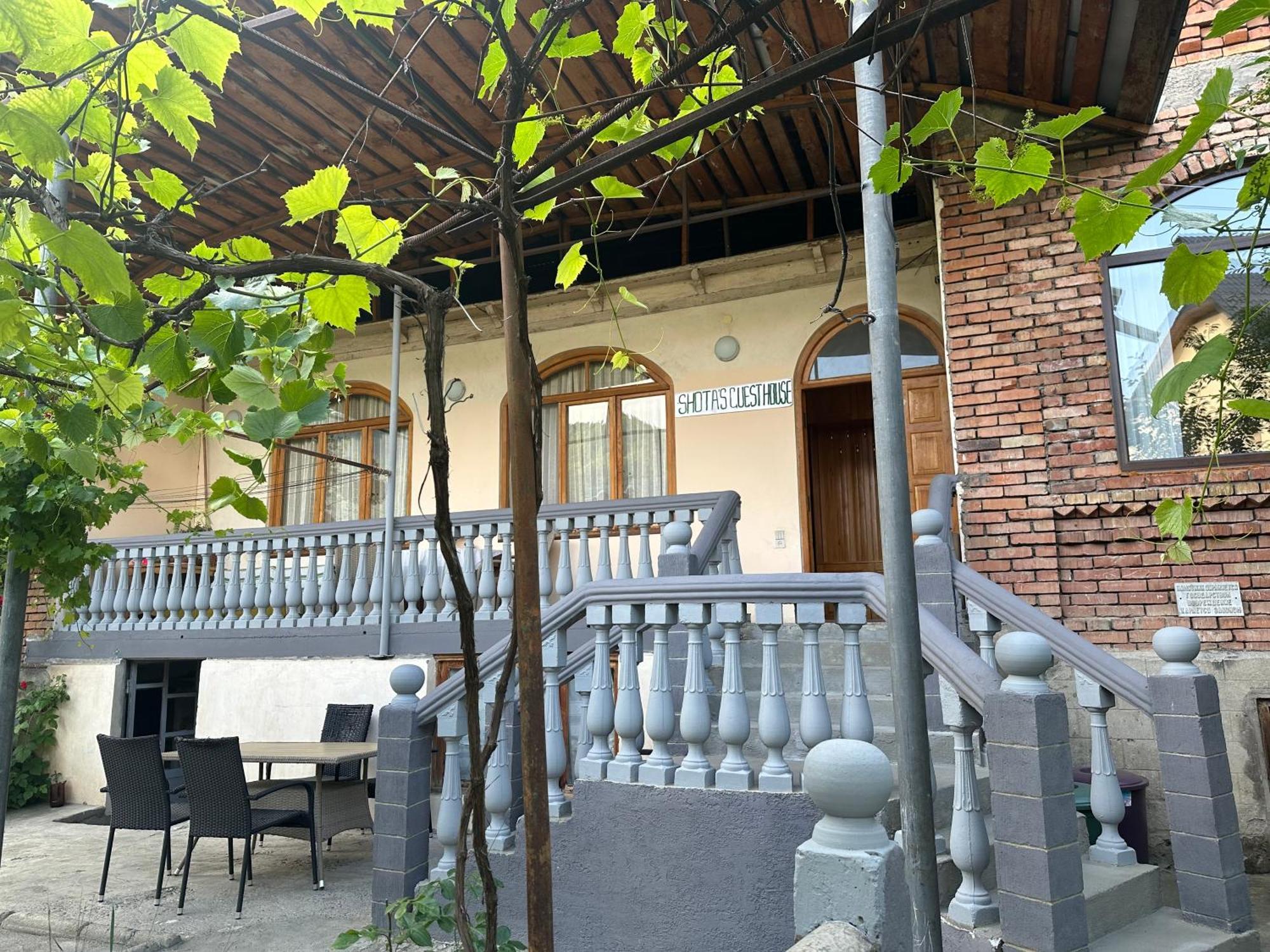 Shota'S Guest House Borjomi Eksteriør bilde