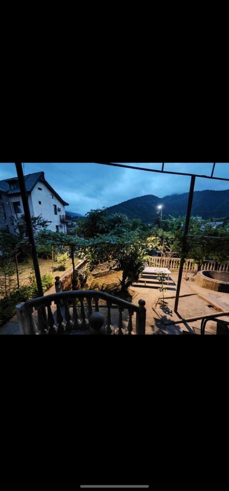 Shota'S Guest House Borjomi Eksteriør bilde